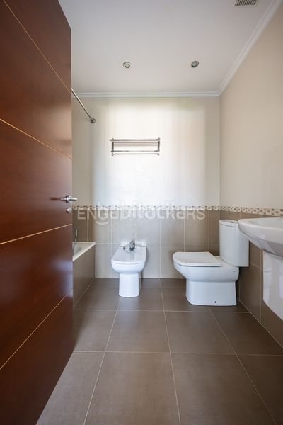 Foto 21eae3ab-077f-44e6-bb9d-8d03d315ee94. Piso céntrica vivienda , comodidad a escasos minutos de bilbao en Loiu