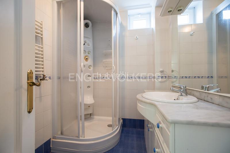 Foto 4d3afff8-9da1-474e-9d26-e6686b4f6507. Haus mit heizung parking in santa maría de Getxo Getxo