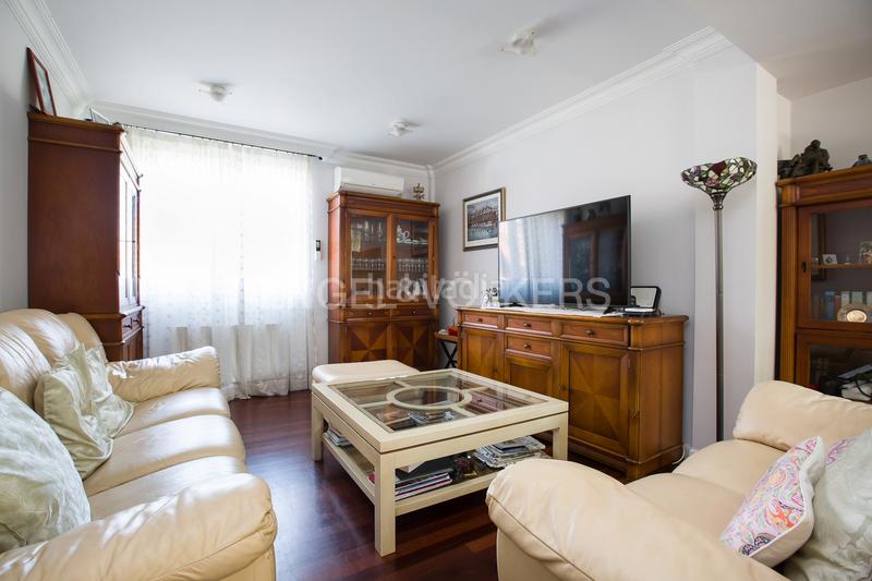 Foto 5fb7e1f7-19c6-4f63-ab72-a6be4654b275. Haus mit heizung parking in santa maría de Getxo Getxo