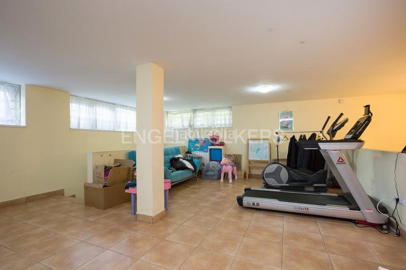 Foto a9060025-bc67-4a8f-acdb-9e696af306cd. Haus mit heizung parking in santa maría de Getxo Getxo