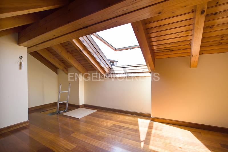 Foto f80b5a53-9fa5-4bc7-99fd-86dd9df6d754. Haus mit heizung parking in santa maría de Getxo Getxo