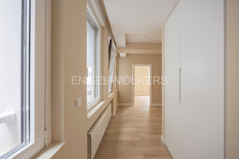 Foto 0b14b118-4f2f-4d75-a6f8-eab7e88204a6. Miete appartement mit heizung parking in Ensanche - Moyua - Diputación Bilbao