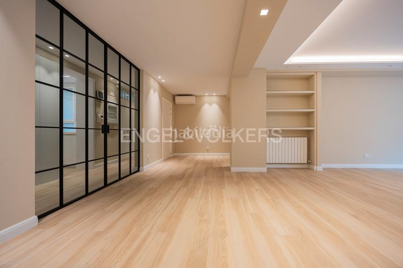 Foto 7e20d704-19ae-4792-a6e9-a0873d919cf9. Miete appartement mit heizung parking in Ensanche - Moyua - Diputación Bilbao