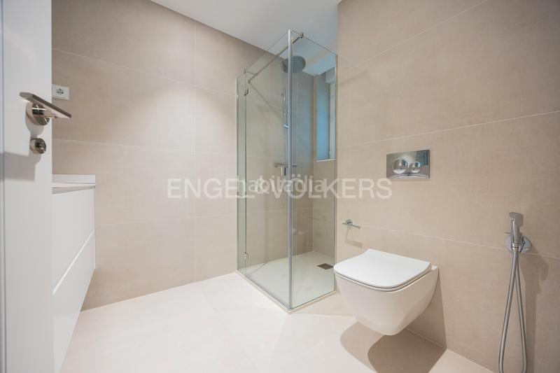 Foto 9b79a4f8-82d7-43a5-b0c7-1c14d586d112. Miete appartement mit heizung parking in Ensanche - Moyua - Diputación Bilbao