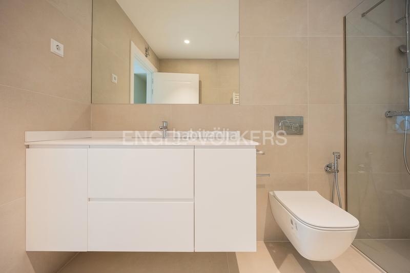 Foto aac8b7b3-20bc-4330-a44e-ad630e9725e2. Miete appartement mit heizung parking in Ensanche - Moyua - Diputación Bilbao