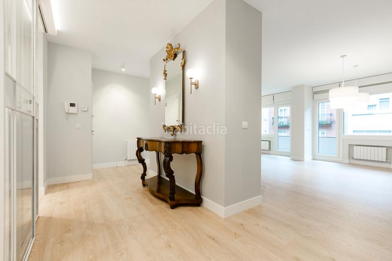Foto 1cc111ed-2631-4e97-be30-82c492c91bad. Alquiler apartamento singular propiedad con terraza en ibañez en Bilbao