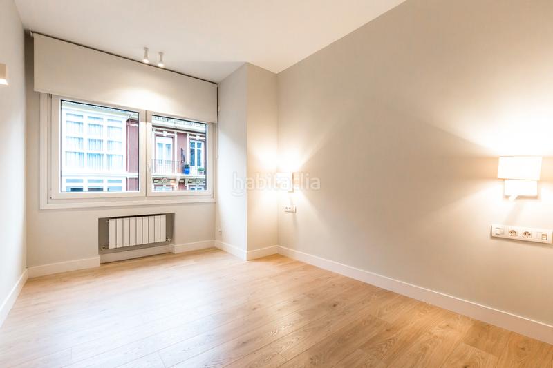 Foto 4180b9cb-ad5d-4134-94c4-5be3dcaa771e. Alquiler apartamento singular propiedad con terraza en ibañez en Bilbao