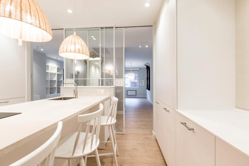 Foto 65c0caad-508f-432f-a9b8-5a55d6c1c488. Alquiler apartamento singular propiedad con terraza en ibañez en Bilbao