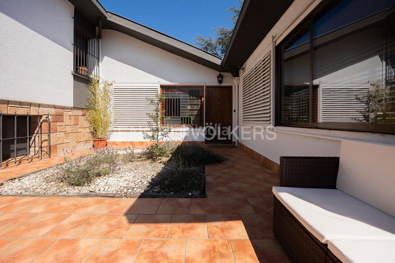 Foto 2e8f0f0e-6b26-432f-86f1-52e9e2a6e1b1. Casa amb calefacció aparcament piscina a Zaldibar