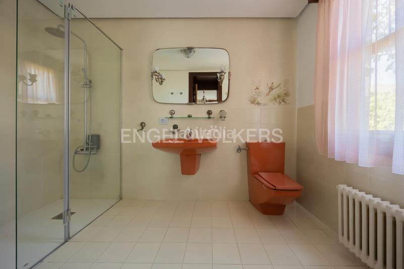 Foto 7f63dea4-7c22-4e40-8bd3-0e7ef471343d. Casa amb calefacció aparcament piscina a Zaldibar