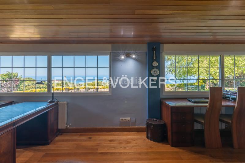 Foto 406b81f5-a06f-471c-a651-9a2b3a082cfa. Casa exclusiva propiedad con vistas al mar en Lekeitio