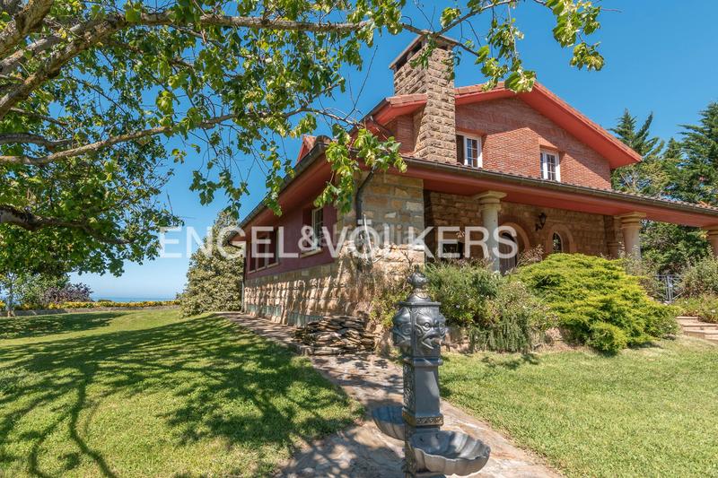 Foto 4a2f78ae-699b-46af-95eb-d1bc7616eed5. Casa exclusiva propiedad con vistas al mar en Lekeitio