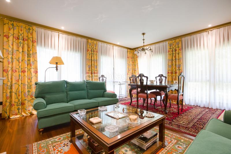 Foto 3e3b871a-7ea3-4d3f-a012-5f4d01e1e622. Casa adosado con jardín en zugazarte en Las Arenas Getxo