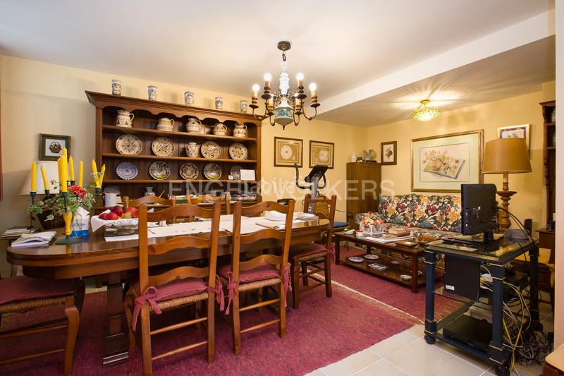 Foto 4f638b0e-5e0f-4e8e-b69f-35f0c77b9401. Casa adosado con jardín en zugazarte en Las Arenas Getxo