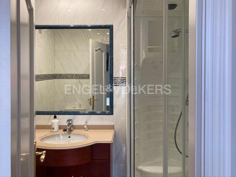 Foto b7e15e05-1da3-4cb6-9764-632857e33af6. Location appartement avec chauffage parking dans Ensanche - Moyua - Diputación Bilbao