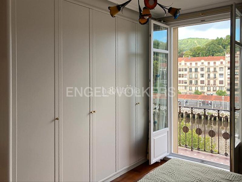 Foto c0adce65-e670-4026-b308-c94173b71dd0. Location appartement avec chauffage parking dans Ensanche - Moyua - Diputación Bilbao