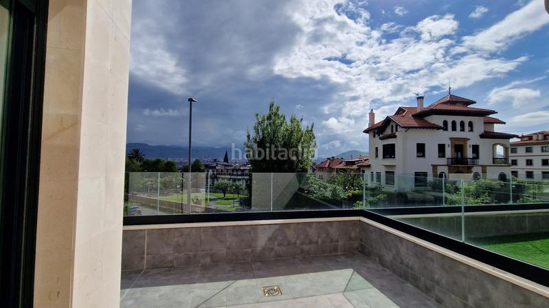 Foto 72a8b567-d13b-4765-87ba-cda4a86bd154. Alquiler apartamento piso izq con terraza y jardín en Neguri en Getxo