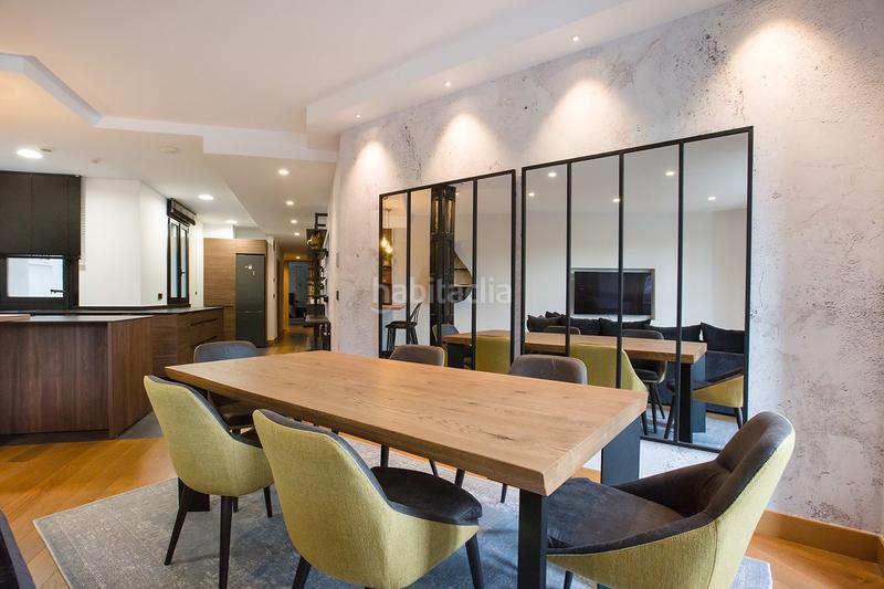 Foto 474e4e85-e779-419d-8f95-b2309009c4a8. Alquiler apartamento vivienda reformada en edificio emblemático en Bilbao