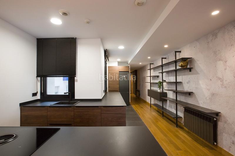Foto c223ec67-5363-40a6-8ef3-5bbfdd516826. Alquiler apartamento vivienda reformada en edificio emblemático en Bilbao