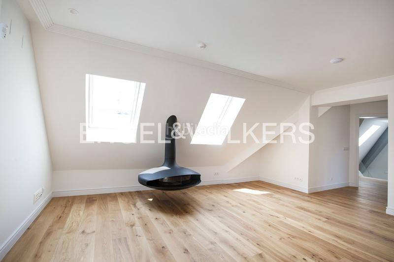 Foto b8d2c305-8ff8-4567-85c8-8d74ec50a429. Lloguer àtic amb calefacció aparcament a Las Arenas Getxo