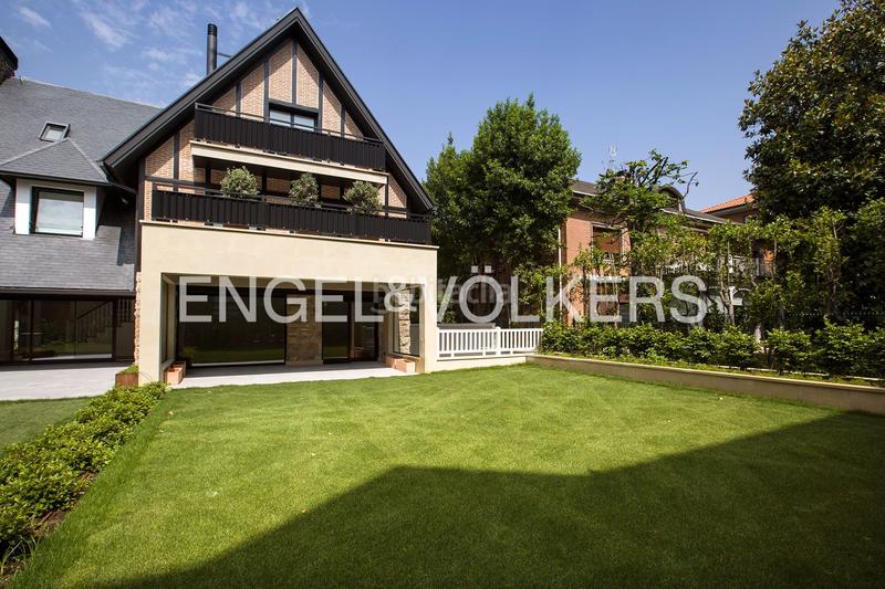 Foto 51fa66bb-30ad-44cc-8d75-b0f257a21dcf. Miete dachwohnung mit heizung parking in Las Arenas Getxo