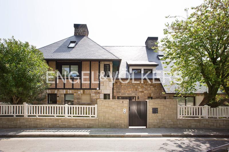 Foto 9fb17a3f-18d5-4300-9f0c-0f8286aefa56. Miete dachwohnung mit heizung parking in Las Arenas Getxo