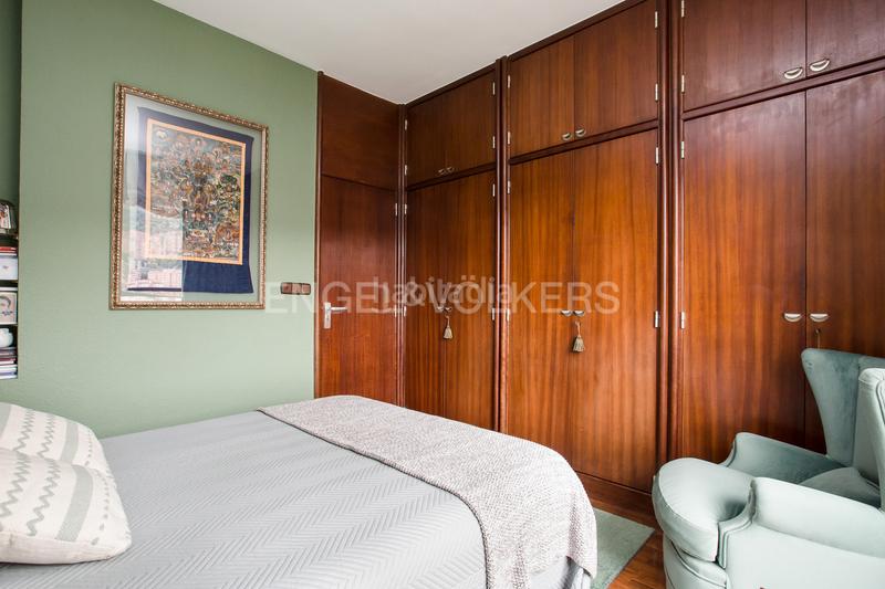 Foto 6c02b08b-0e4b-47f1-864b-5e613ca7bbb0. Ático  en abando con terraza privada y garaje en Bilbao