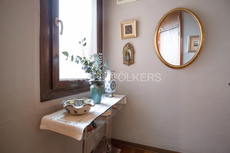 Foto 6ca4f2b4-9270-4677-95a6-519006d3bda7. Ático  en abando con terraza privada y garaje en Bilbao