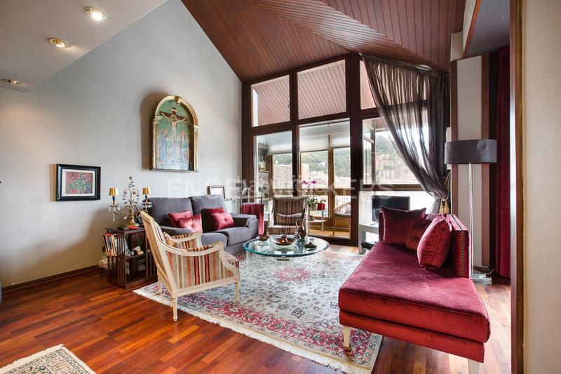 Foto 9339affe-89eb-428b-ab29-1d07e2526516. Ático  en abando con terraza privada y garaje en Bilbao