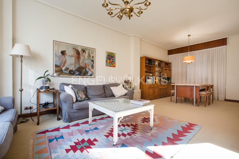 Foto 23b6326b-4ea6-41cd-a52c-e9e82ea57261. Appartement mit heizung parking in Alhóndiga Bilbao