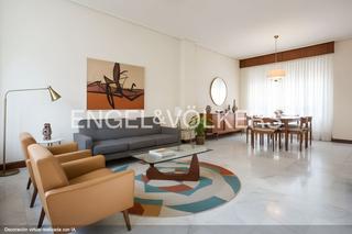 Apartament  Urkixo zumarkalea. Vivienda única frente a la alhóndiga, en pleno corazón de bilbao