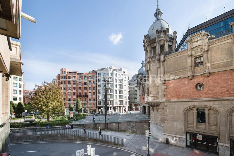 Foto d0865e91-3f71-450a-b9ee-60e582ed35cd. Appartement mit heizung parking in Alhóndiga Bilbao