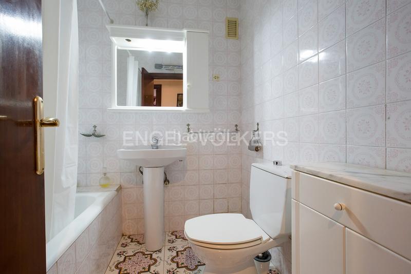 Foto 11635f25-47c4-4a18-a10b-e3ef07a828ea. Apartament amb calefacció a Las Arenas Getxo