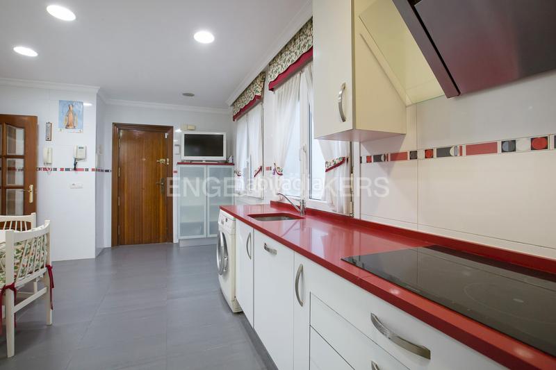 Foto 386656b7-30d7-44e9-9cd6-f2430130a04b. Apartament amb calefacció a Las Arenas Getxo