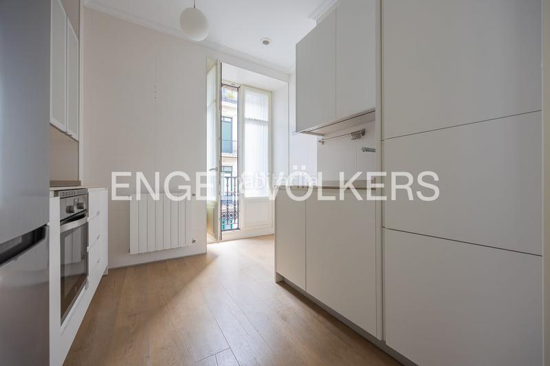 Foto 0f6c9f44-bd62-4cbd-b930-c8aadd39dbe3. Location appartement avec chauffage dans Zabalburu Bilbao