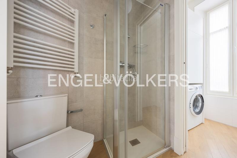 Foto b0fdbf23-b689-4143-a14c-15a171342737. Rent apartment with heating in Zabalburu Bilbao