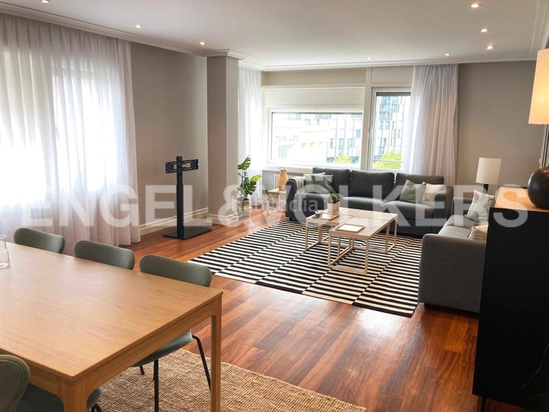 Foto 44a6374f-dd10-4577-8e9c-617da933b8b3. Rent apartment with heating parking in Abandoibarra - Guggenheim Bilbao