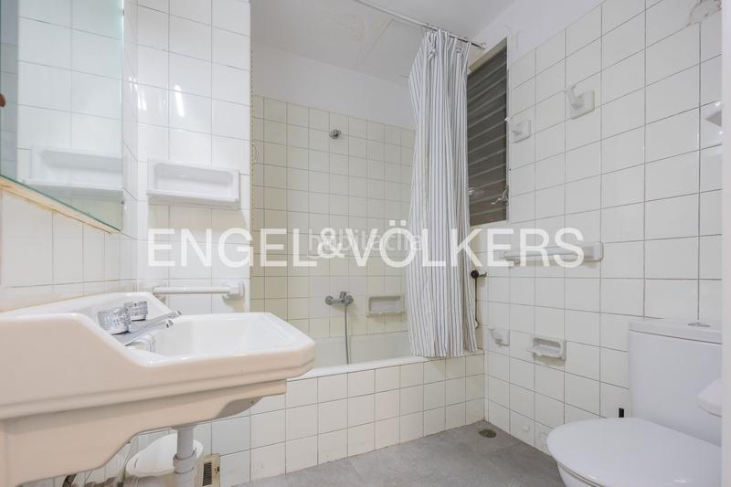 Foto 3808ee48-a18e-40cd-b539-a61d1e2a0297. Apartament amb calefacció aparcament a Ensanche - Moyua - Diputación Bilbao