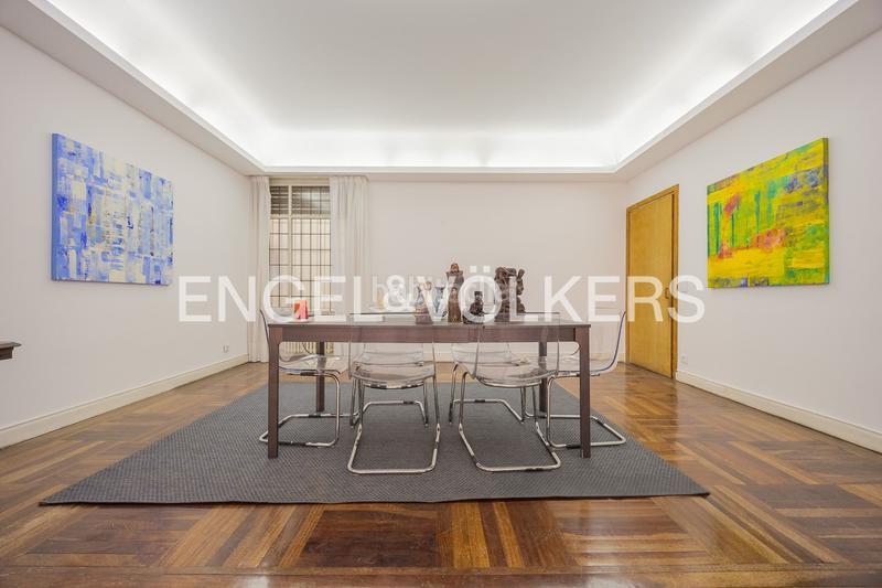 Foto 78a95035-e940-486d-b0ad-30731e5209dc. Apartament amb calefacció aparcament a Ensanche - Moyua - Diputación Bilbao