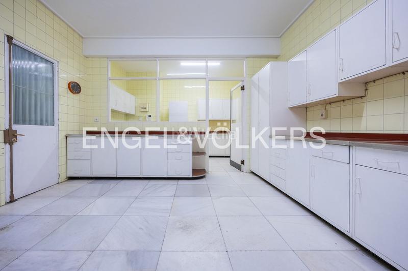 Foto a0f1ce96-212e-489d-88e3-43928ef78572. Apartament amb calefacció aparcament a Ensanche - Moyua - Diputación Bilbao