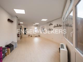 Location Appartement  Calle las mercedes kalea. Alquiler de oficina con terraza en las arenas