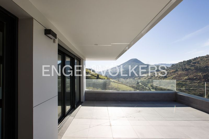 Foto 8228c23b-e6e6-4304-bf75-cfb85833653c. Casa adossada amb calefacció aparcament a Zierbena
