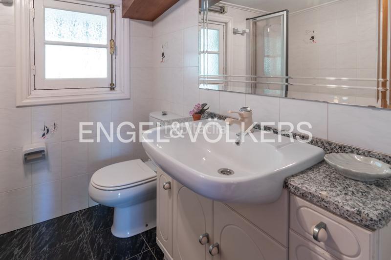 Foto 10e3a3b3-caf0-4c74-81a9-a9ceb28c2fb8. Casa amb calefacció aparcament a Lekeitio