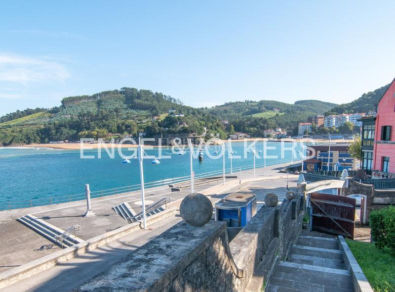 Foto 98e349ef-52bd-4672-b618-00955576ead5. Casa amb calefacció aparcament a Lekeitio