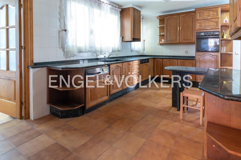 Foto 99f55eda-4568-49c7-9dff-2fd01d8be29f. Casa amb calefacció aparcament a Lekeitio