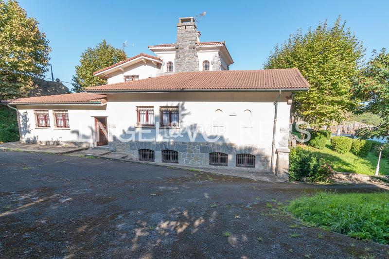 Foto aa426dde-7f4b-4e7f-b915-7cdeb07c1811. Casa amb calefacció aparcament a Lekeitio
