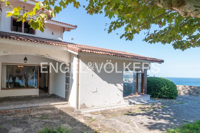 Foto ddd6a763-6869-4a90-aa5a-05af193d8db1. Casa amb calefacció aparcament a Lekeitio