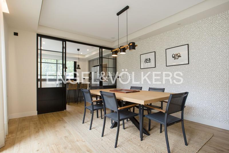 Foto 125176df-ff61-444d-817b-fe615c508bbd. Rent semi detached house with heating parking in Neguri Getxo