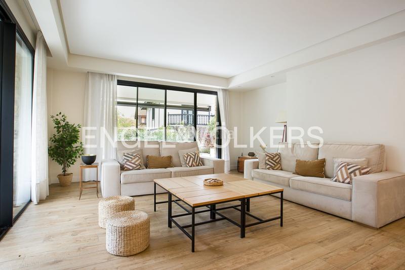 Foto 7937a27b-679d-431f-80a9-466d8fac99af. Rent semi detached house with heating parking in Neguri Getxo