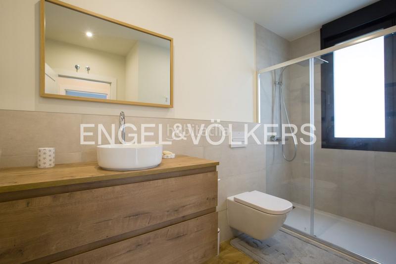 Foto d85bf6d8-10ca-4284-89fc-2cbc02c7f56f. Rent semi detached house with heating parking in Neguri Getxo